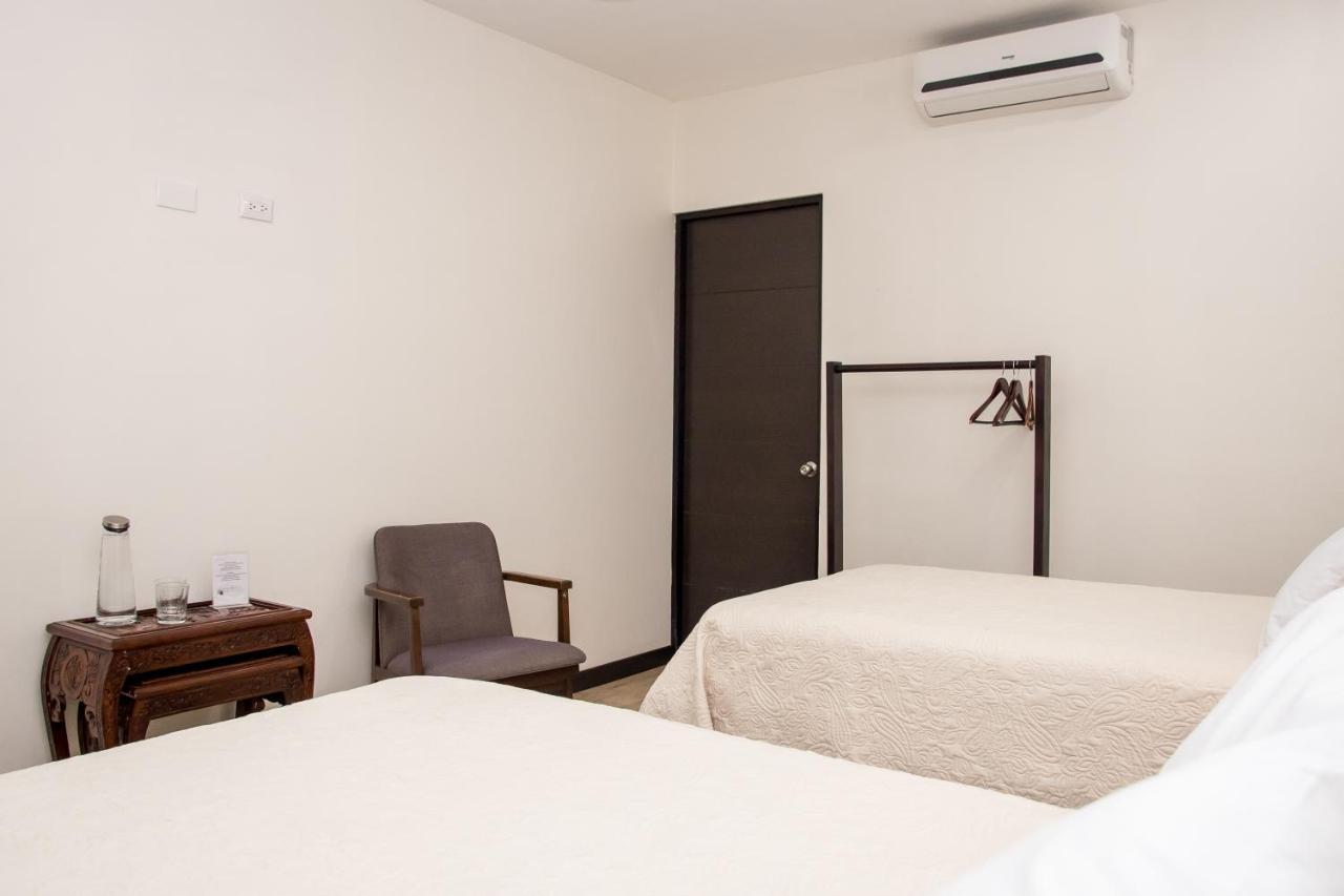 Casa Maria Aeropuerto B&B Rio Segundo Luaran gambar